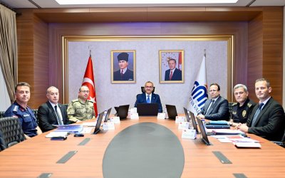 Vali Yavuz Başkanlığında Güvenlik Toplantısı: Bir Haftada 398 Olay Aydınlatıldı