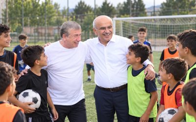 Malatya’da Tanju Çolak Futbol Akademisi Kuruluyor