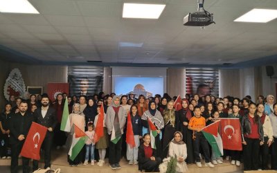 Kuluncak’ta Öğrenciler “Mescid-i Aksa ve Umut” Tiyatrosunda Buluştu