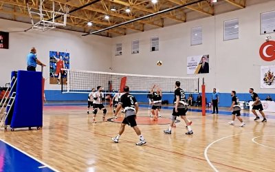 Malatya’da Kamu Kurumları Voleybol Turnuvasında Buluştu