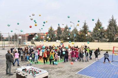 Yeşilyurt Belediyesi'nin "Spor İstasyonları Projesi" ilgi görüyor