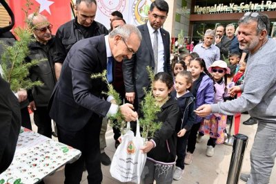 Malatya'da 7 bin adet fidan dağıtıldı