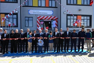 Vali Yavuz: Eğitime yaklaşık 8,5 milyar TL yatırım yapıyoruz