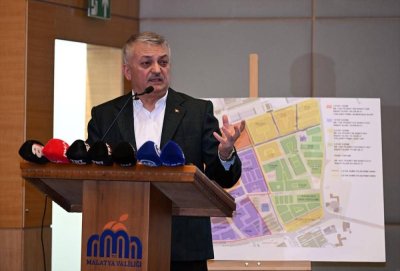 Malatya'da yıkılan binaların yüzde 86'sının enkazı kaldırıldı