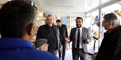 Ekrem Ceyhan Dilek Mahallesi'nde Esnafla Bir Araya Geldi