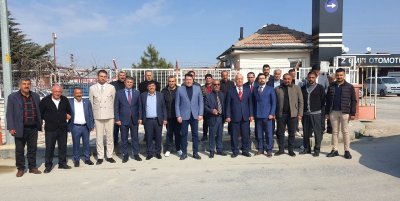 Göçmez "Size Kıymet Verenin Yanında Olun”