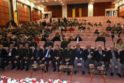 Malatya'da şehitler için anma programı düzenlendi