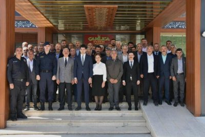 Doğanşehir'de muhtarlar toplantısı düzenlendi