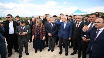 Bakan Uraloğlu, Malatya Çevreyolunda incelemelerde bulundu