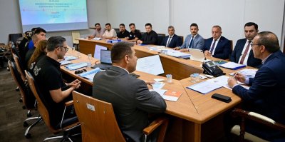 Vali Yavuz Kurum Müdürleri İle Birlikte Toplantı Gerçekleştirdi