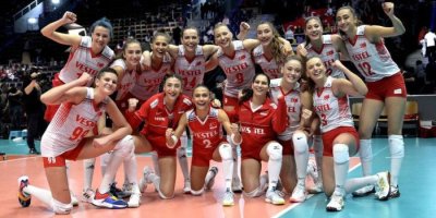 A Milli Kadın Voleybol Takımı, Paris 2024'te "ilk servisi"ni yarın kullanacak