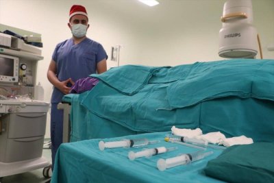 Bel ve boyun ağrılarına iğneyle "10 dakikada" nokta atışı tedavisi