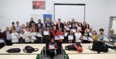 ALKÜ Tazelenme Üniversitesi öğrencileri, model uçak projesiyle gökyüzüne uçtu