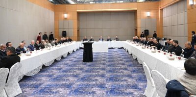 Vali Seddar Yavuz İş İnsanlarıyla Bir Araya Geldi